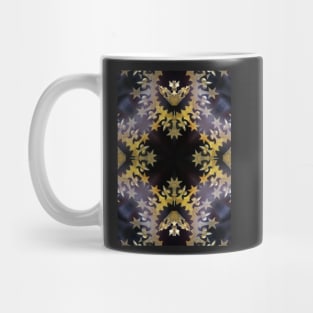 Pattern of gold star-shaped baroque crown Mug